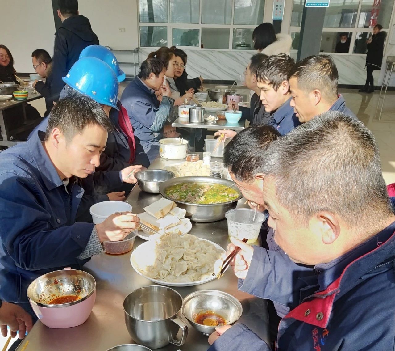 情暖冬至佳節 彰顯騰遠風(fēng)貌